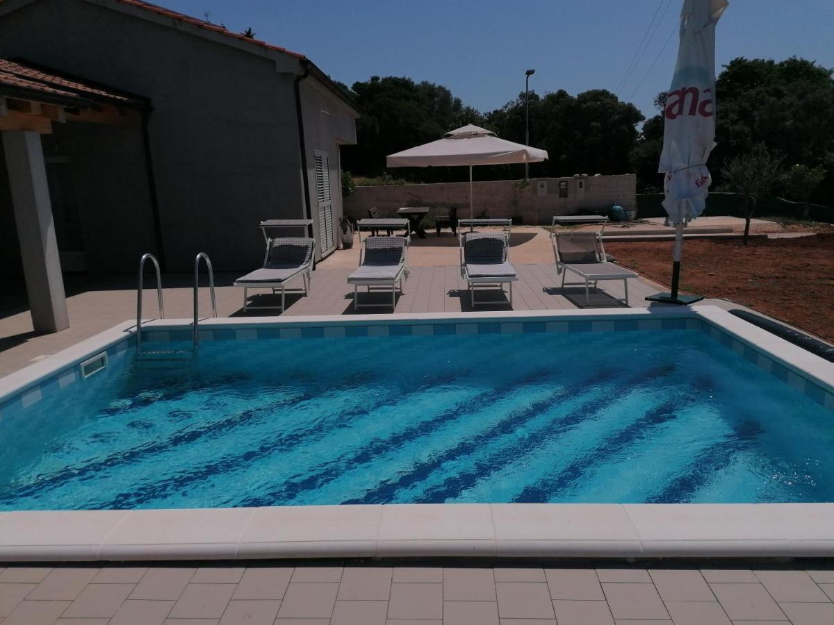 House With Pool Villa Mali Lošinj Kültér fotó